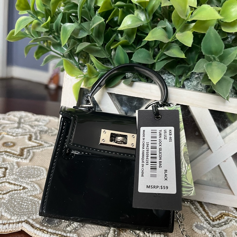 Kylie Jenner mini handbag